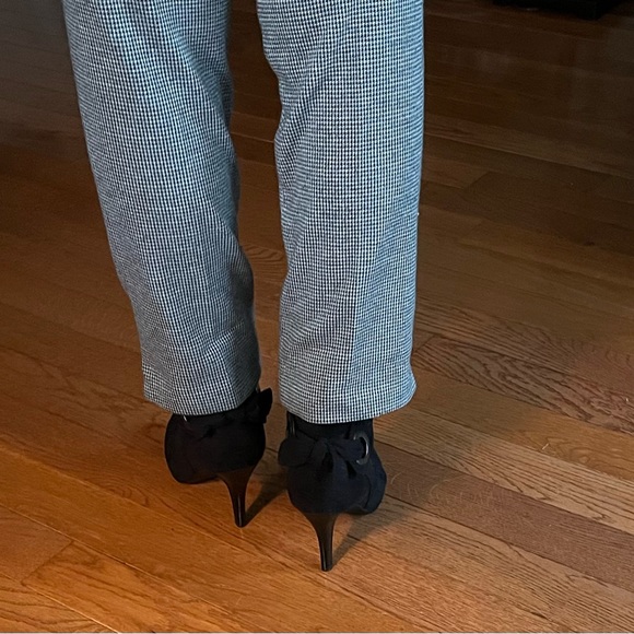 New Directions Ladies bootie black suede material 3.5 inch heel with bow. - Picture 7 of 10